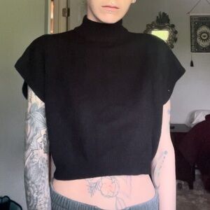 Black Turtleneck Sleeveless Crop Knit Top